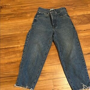 Madewell Blue Ankle frayed Jeans with High Waist and balloon cut Leg